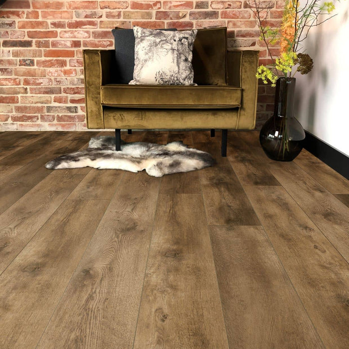 Nevada 7002 (starrer Klick) Valley Oak Cinnamon 