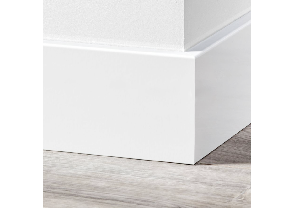 MDF Moderne plint 150x15 wit voorgelakt RAL 9010